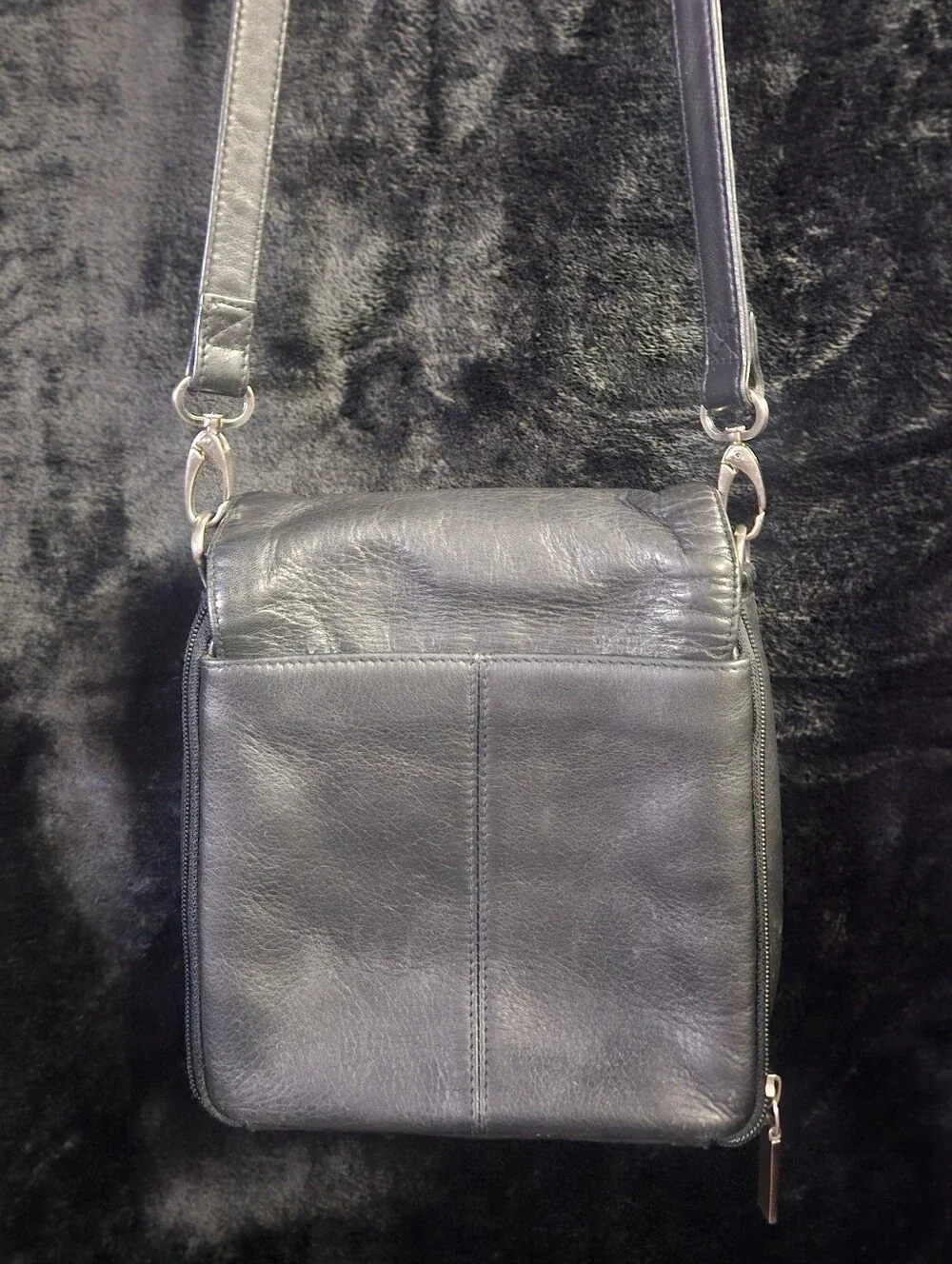 Vintage HOBO International Black Leather Hobo Crossbody Bag